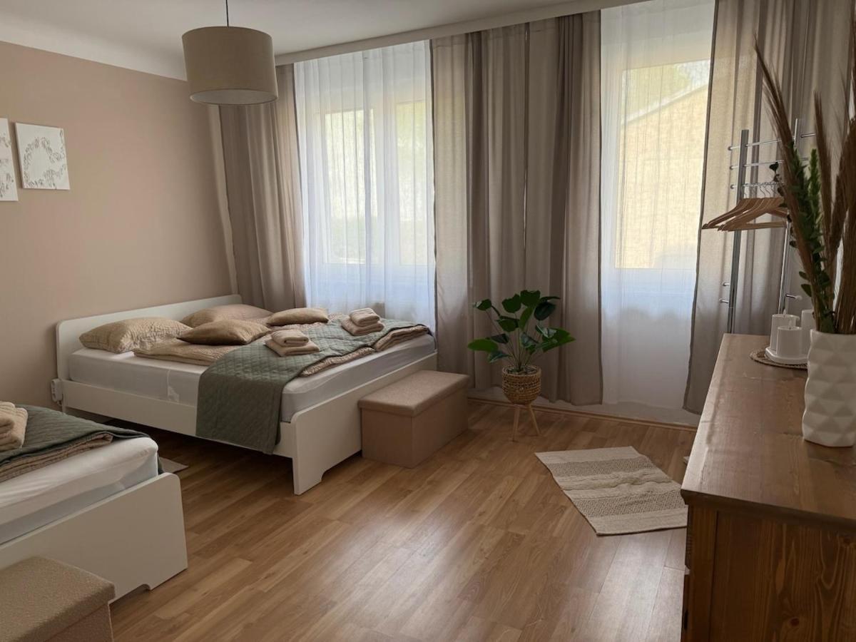 Appartamento Bright With Parking Near Schoenbrunn Vienna